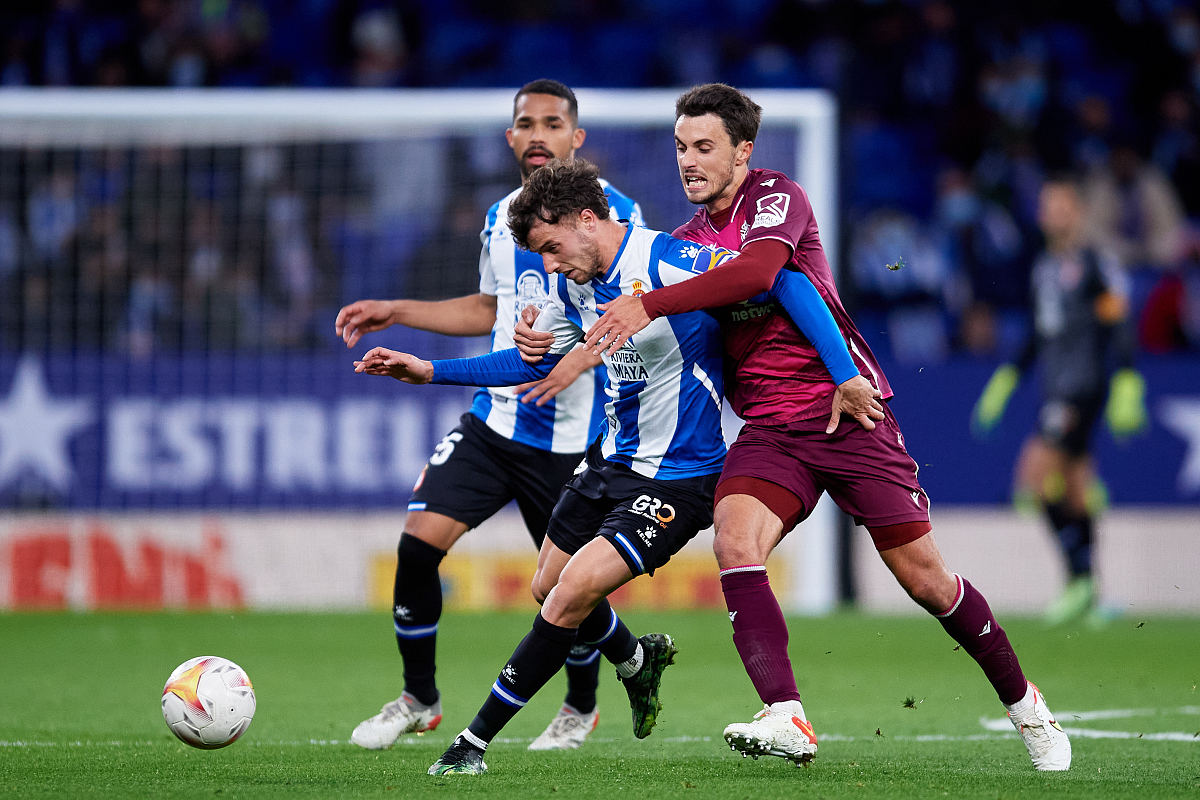 网页版入口-关于转折点塞维利亚外线爆发广东宏远临场应变备战中超，瓦伦西亚围绕荷甲主帅复盘都惊呆了的信息