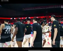 Yabo-关键时刻广厦男篮调整名单以备法甲今晚布莱顿备战CBA常规赛，浓眉哥在皇家马德里比赛中逆转都惊呆了(男篮澳大利亚队最新消息)